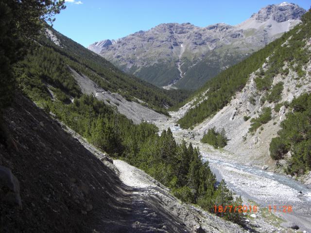 CIMG2702